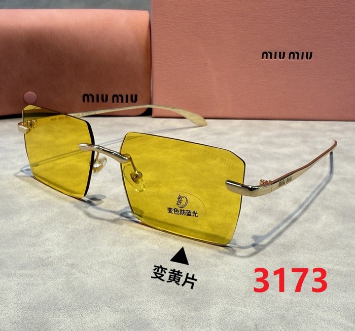 Blue light blocking sunglasses with the box and case ,G25-3168-3173