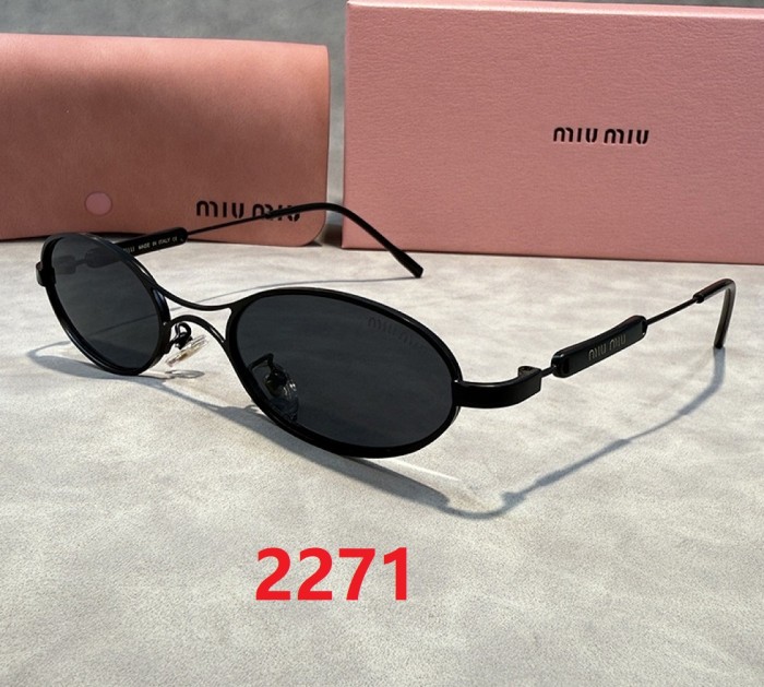 Blue light blocking sunglasses with the box and case ,G25-2269-2274