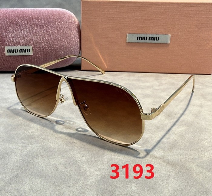Blue light blocking sunglasses with the box and case ,G25-3193-3198