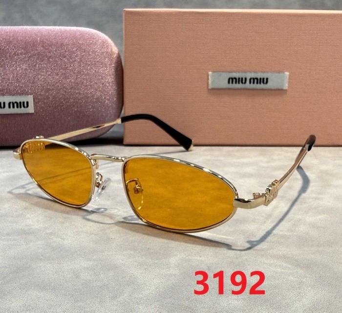 Blue light blocking sunglasses with the box and case ,G25-3187-3192
