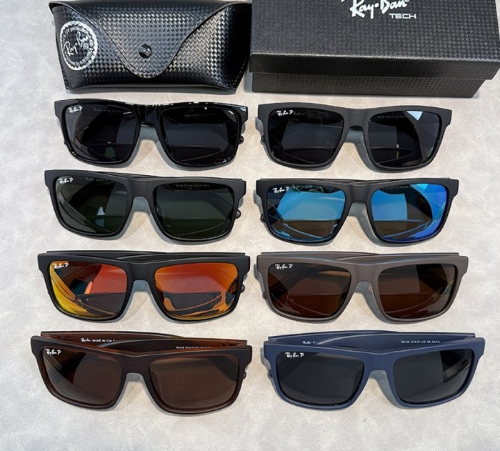 Blue light blocking sunglasses with the box and case ,G25-3251-3258