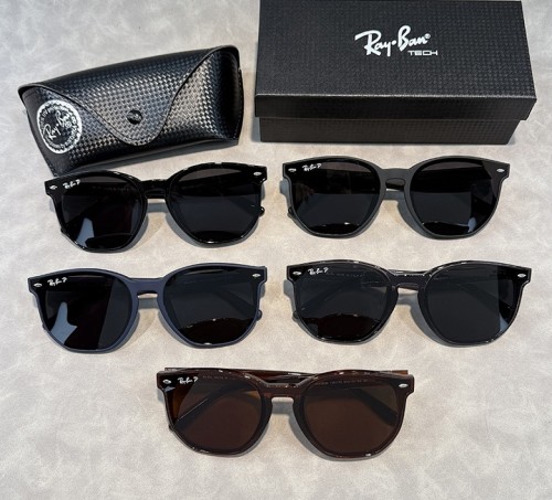 Blue light blocking sunglasses with the box and case ,G25-3342-3346