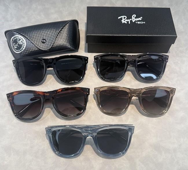 Blue light blocking sunglasses with the box and case ,G25-3368-3372