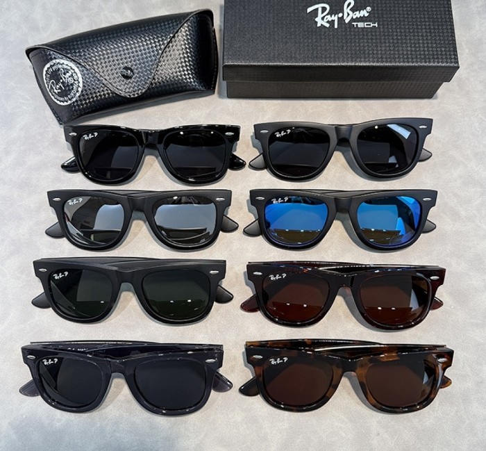 Blue light blocking sunglasses with the box and case ,G25-3315-3322