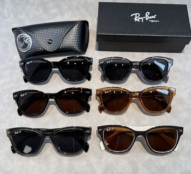 Blue light blocking sunglasses with the box and case ,G25-3288-3293
