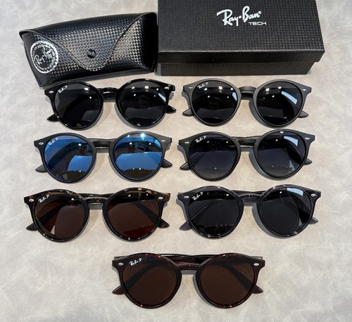 Blue light blocking sunglasses with the box and case ,G25-3323-3329