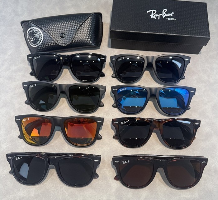 Blue light blocking sunglasses with the box and case ,G25-3383-3390