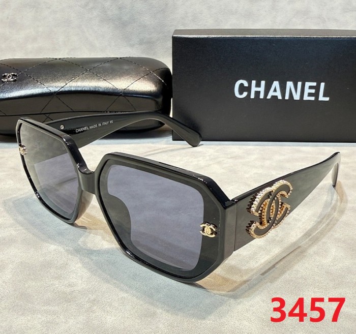 Blue light blocking sunglasses with the box and case ,G25-3452-3457