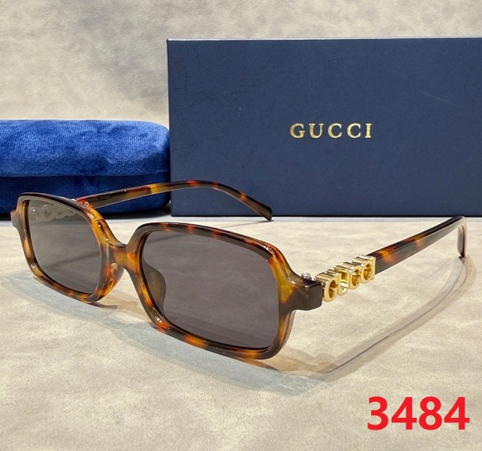 Blue light blocking sunglasses with the box and case ,G25-3479-3486