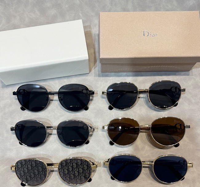 Blue light blocking sunglasses with the box and case ,G25-3464-3469