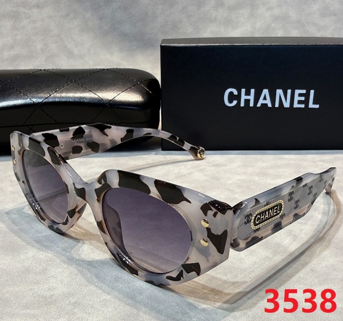 Blue light blocking sunglasses with the box and case ,G25-3537-3542