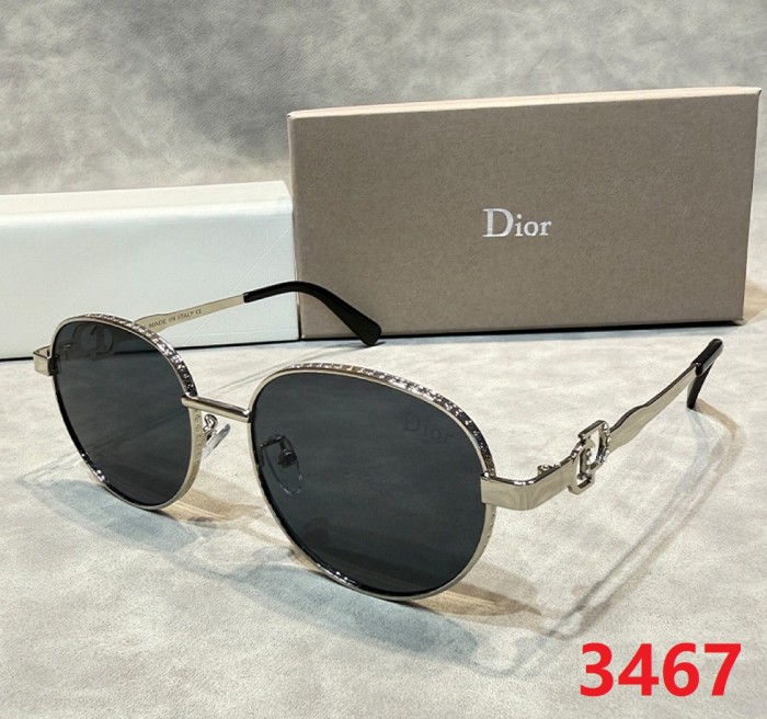 Blue light blocking sunglasses with the box and case ,G25-3464-3469