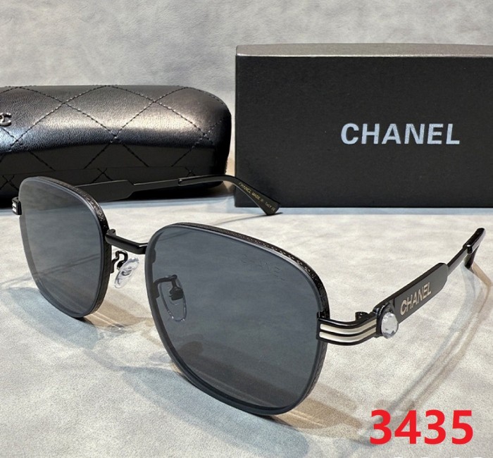 Blue light blocking sunglasses with the box and case ,G25-3433-3438