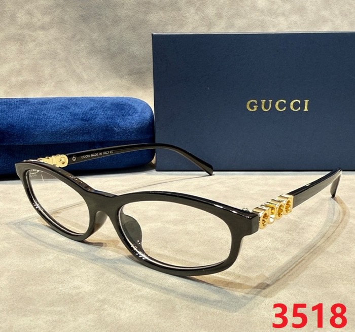 Blue light blocking sunglasses with the box and case ,G25-3512-3518