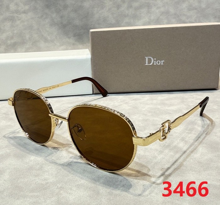 Blue light blocking sunglasses with the box and case ,G25-3464-3469