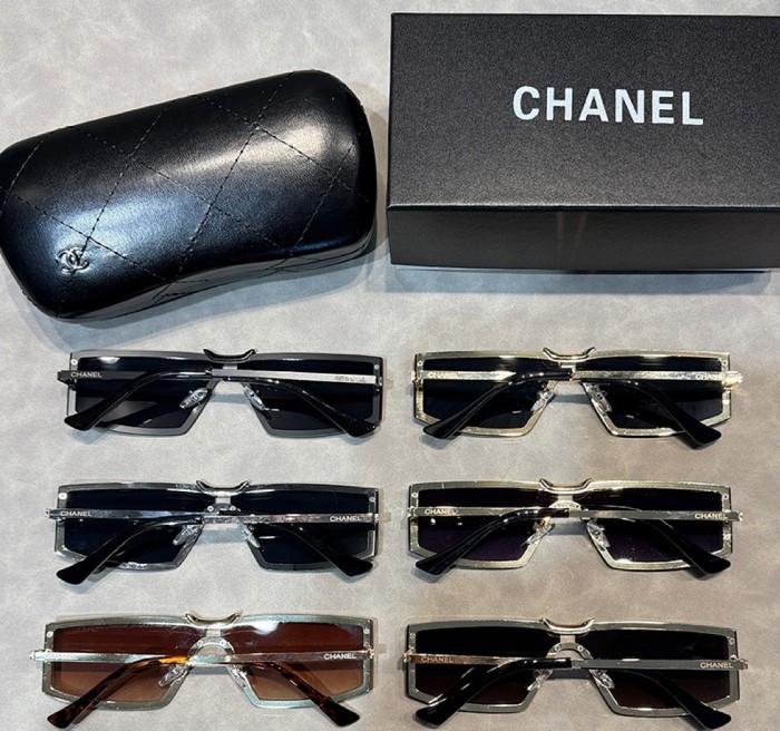 Blue light blocking sunglasses with the box and case ,G25-3519-3524