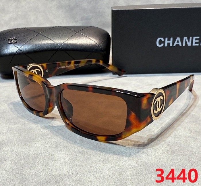 Blue light blocking sunglasses with the box and case ,G25-3439-3443