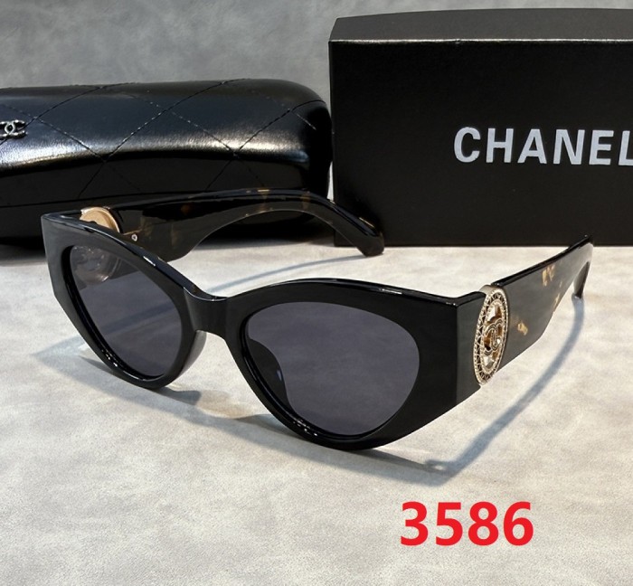 Blue light blocking sunglasses with the box and case ,G25-3584-3590