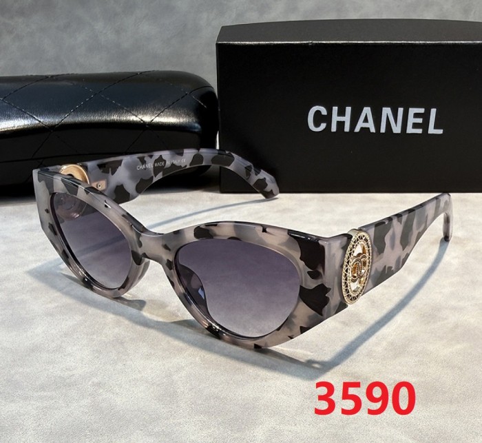 Blue light blocking sunglasses with the box and case ,G25-3584-3590