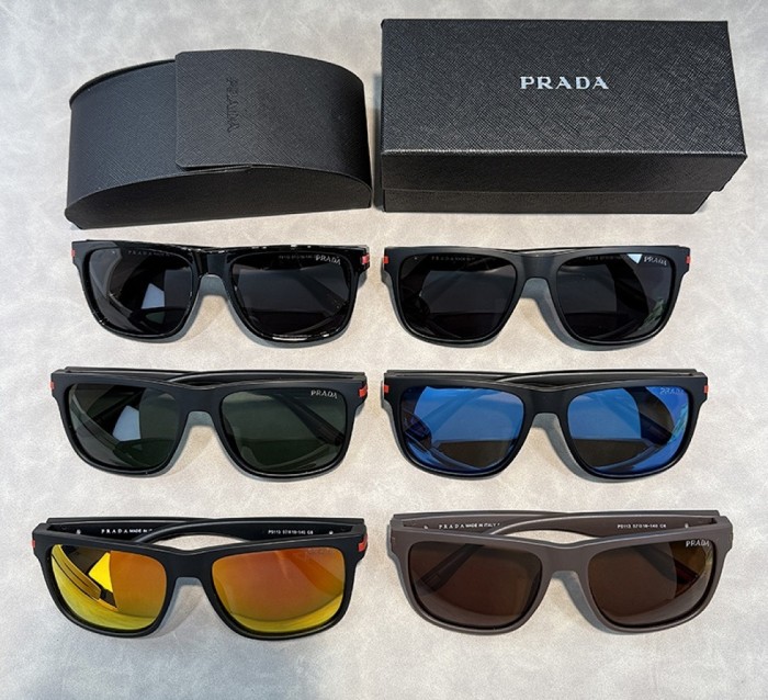 Blue light blocking sunglasses with the box and case ,G25-3659-3664
