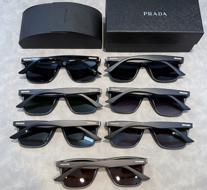 Blue light blocking sunglasses with the box and case ,G25-3665-3671