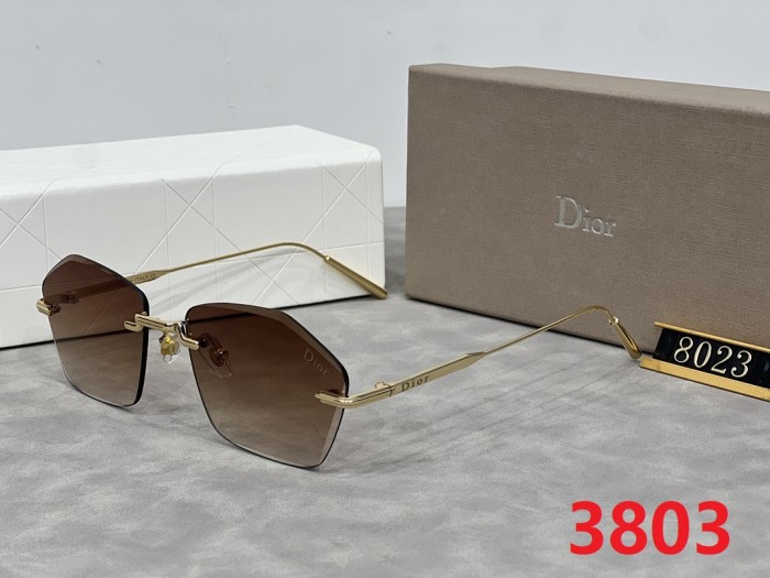 Blue light blocking sunglasses with the box and case ,G25-3801-3805