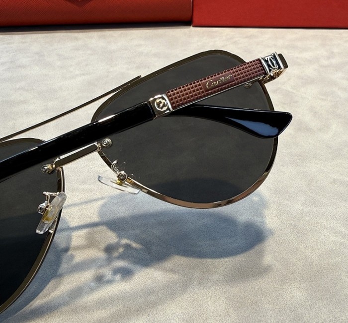 Blue light blocking sunglasses with the box and case ,G25-3728-3733