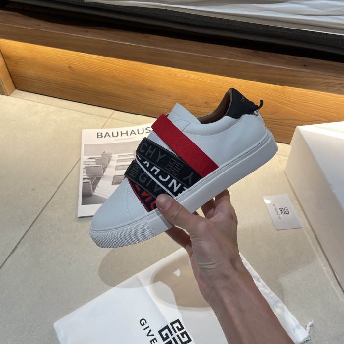 Women's men flat sneaker shoes,  size 35-46, SS70-2679-2681