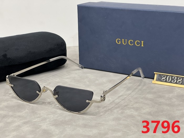 Blue light blocking sunglasses with the box and case ,G25-3795-3800