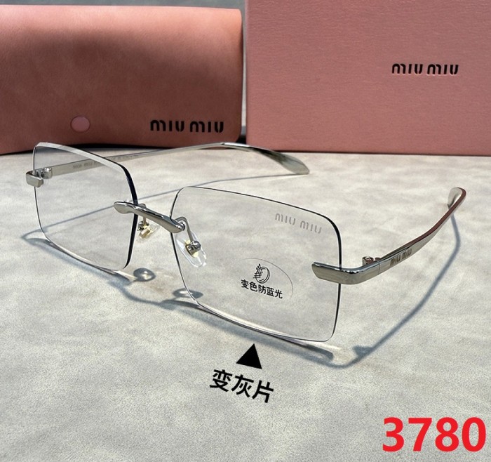 Blue light blocking sunglasses with the box and case ,G25-3779-3784