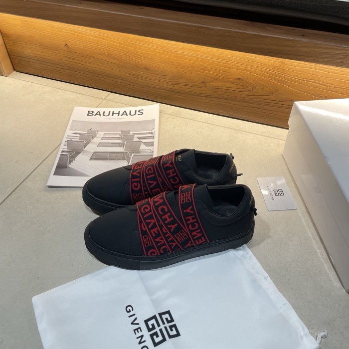 Women's men flat sneaker shoes,  size 35-46, SS70-2679-2681