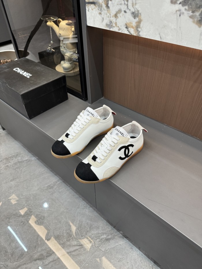 Women's flat sneaker shoes,  size 35-40, SS70-2677