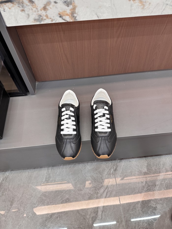 Women's flat sneaker shoes,  size 35-40, SS70-2703