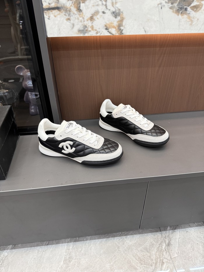 Women's flat sneaker shoes,  size 35-40, SS70-2699