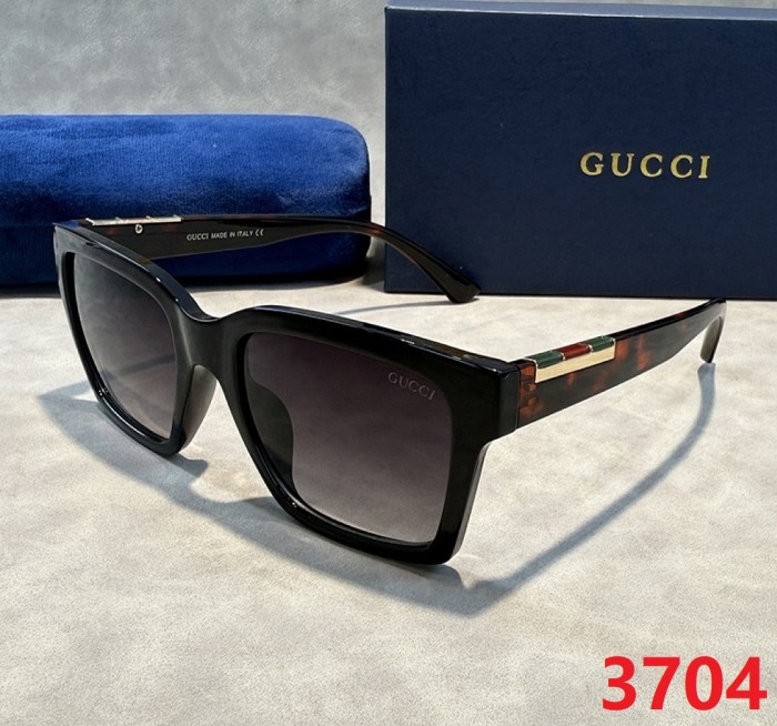 Blue light blocking sunglasses with the box and case ,G25-3702-3707