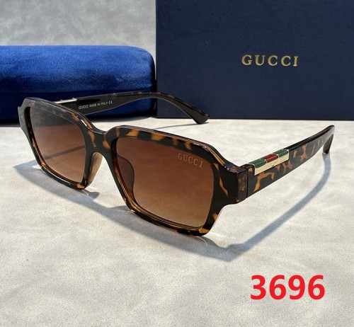 Blue light blocking sunglasses with the box and case ,G25-3696-3701