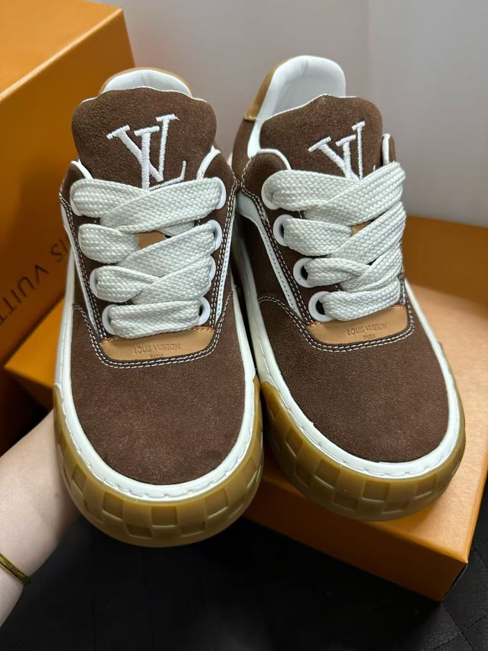 Women's men flat sneaker shoes,  size 35-45, SS80-647-650