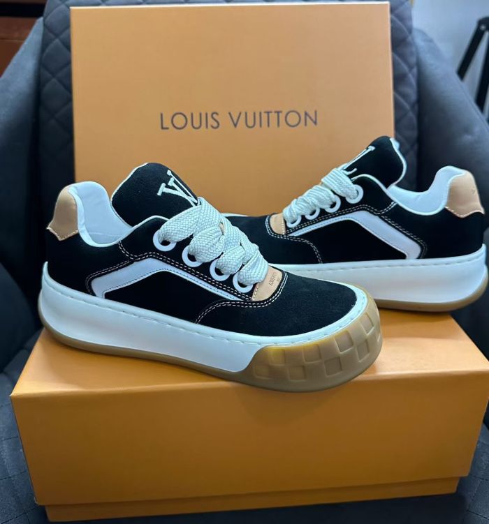 Women's men flat sneaker shoes,  size 35-45, SS80-647-650