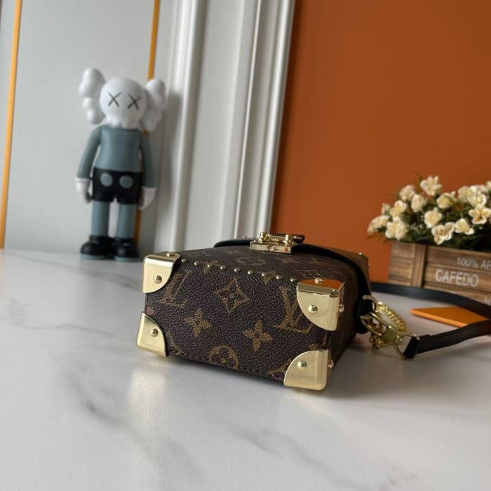 Split leather bag ,4A ,size 17.5*12.5*6cm,  B88-413