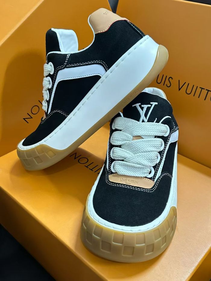 Women's men flat sneaker shoes,  size 35-45, SS80-647-650