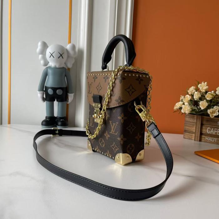 Split leather bag ,4A ,size 17.5*12.5*6cm,  B88-413