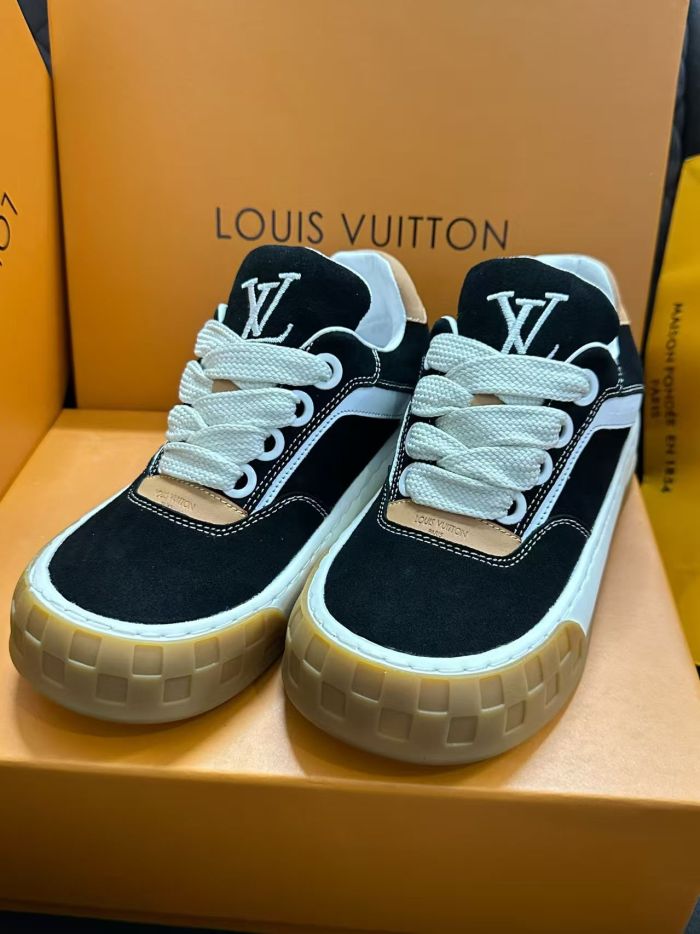 Women's men flat sneaker shoes,  size 35-45, SS80-647-650