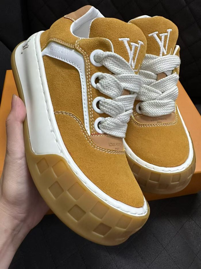 Women's men flat sneaker shoes,  size 35-45, SS80-647-650