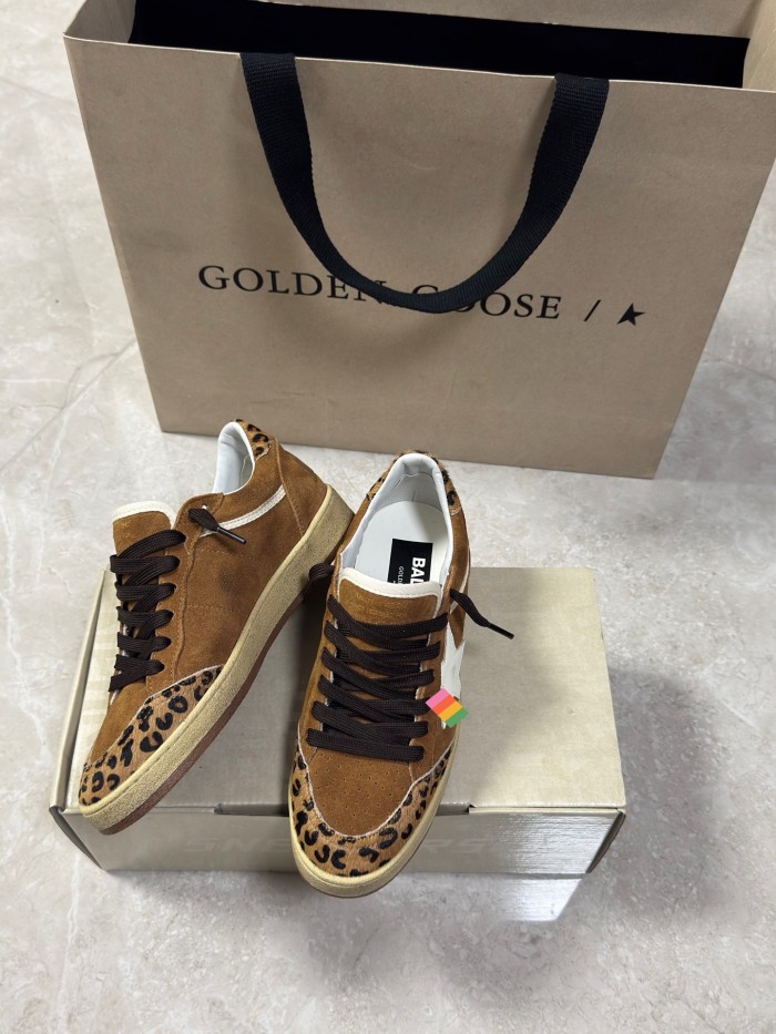 Women's men flat sneaker shoes,  size 34-46, SS110-694