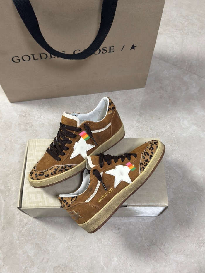Women's men flat sneaker shoes,  size 34-46, SS110-694