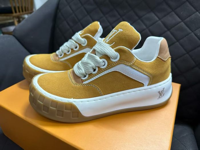 Women's men flat sneaker shoes,  size 35-45, SS80-647-650