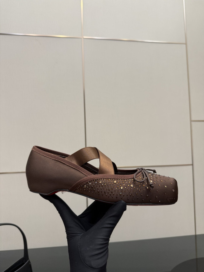 High quality women flat shoes,with box,size 35-41, SS120-396