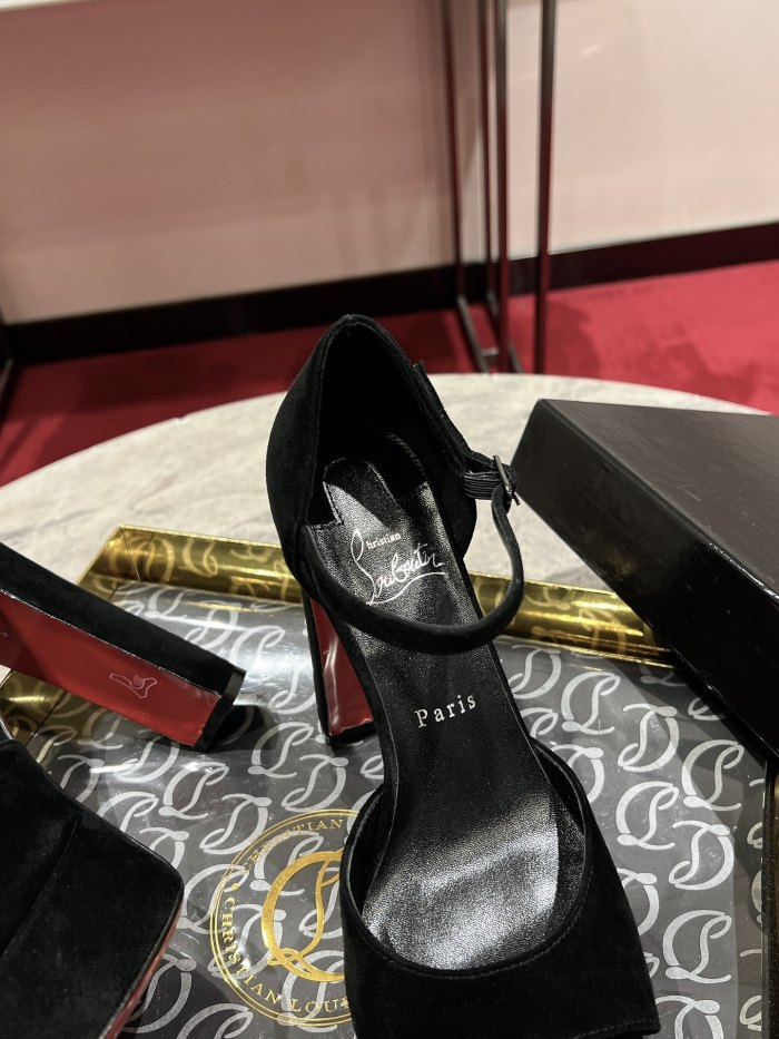 High quality women heel shoes,with box,size 35-42, SS120-373