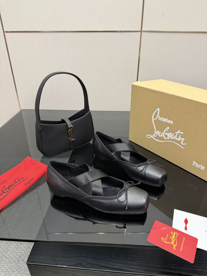 High quality women flat shoes,with box,size 35-41, SS120-395