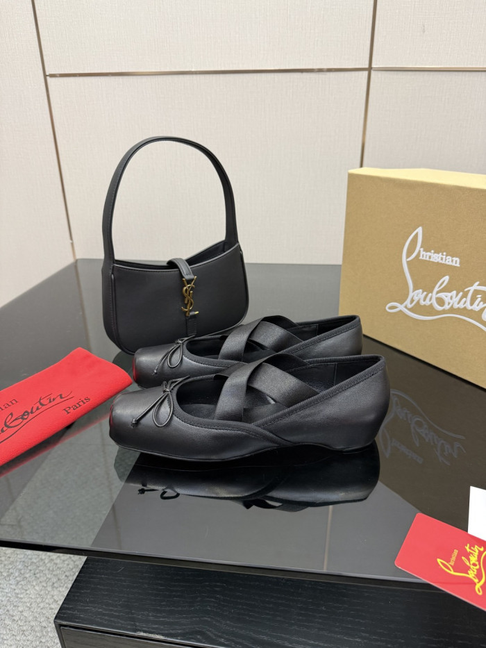High quality women flat shoes,with box,size 35-41, SS120-395